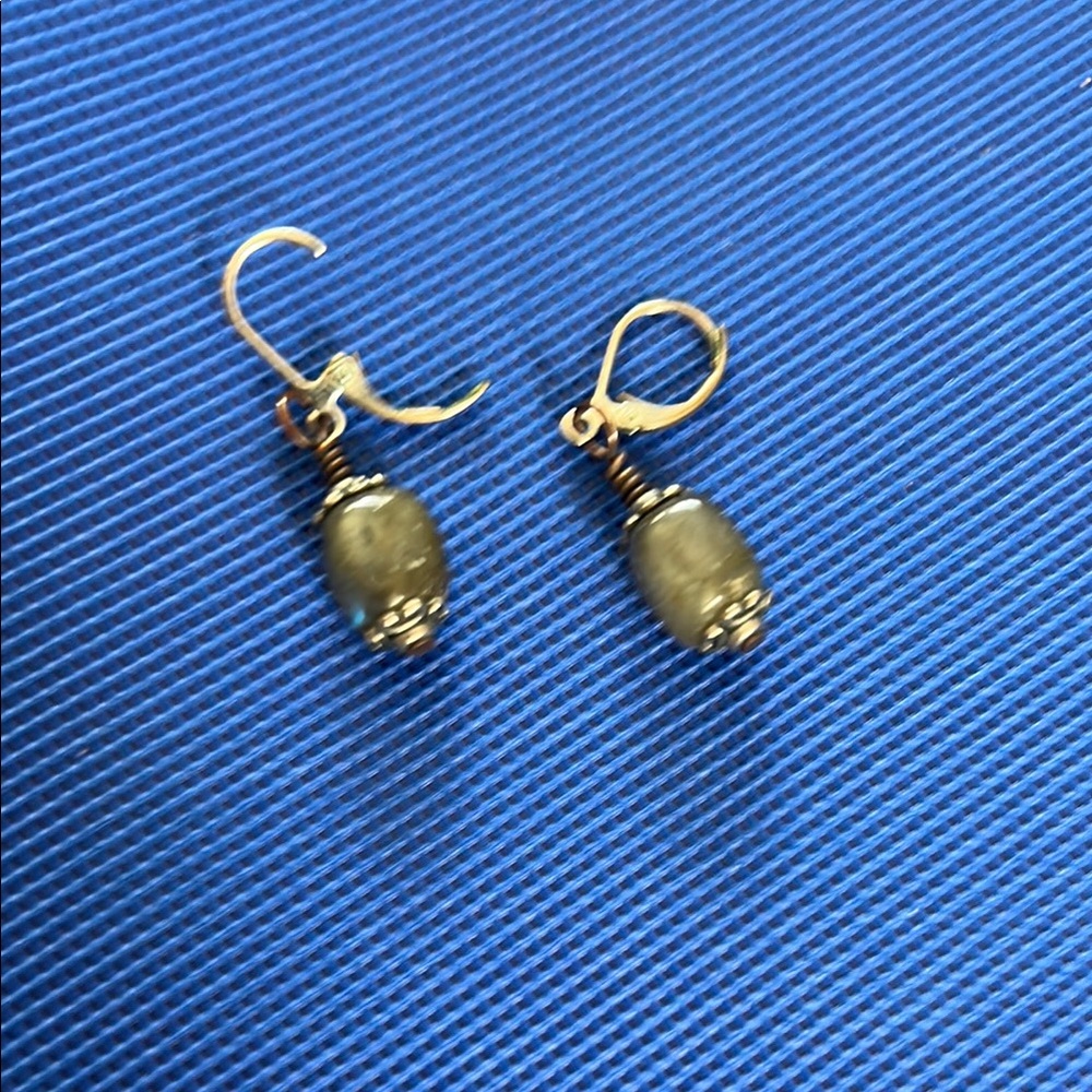 Handmade labradorite Earrings.